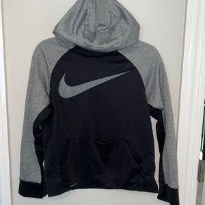 Nike dri-fit sweatshirt